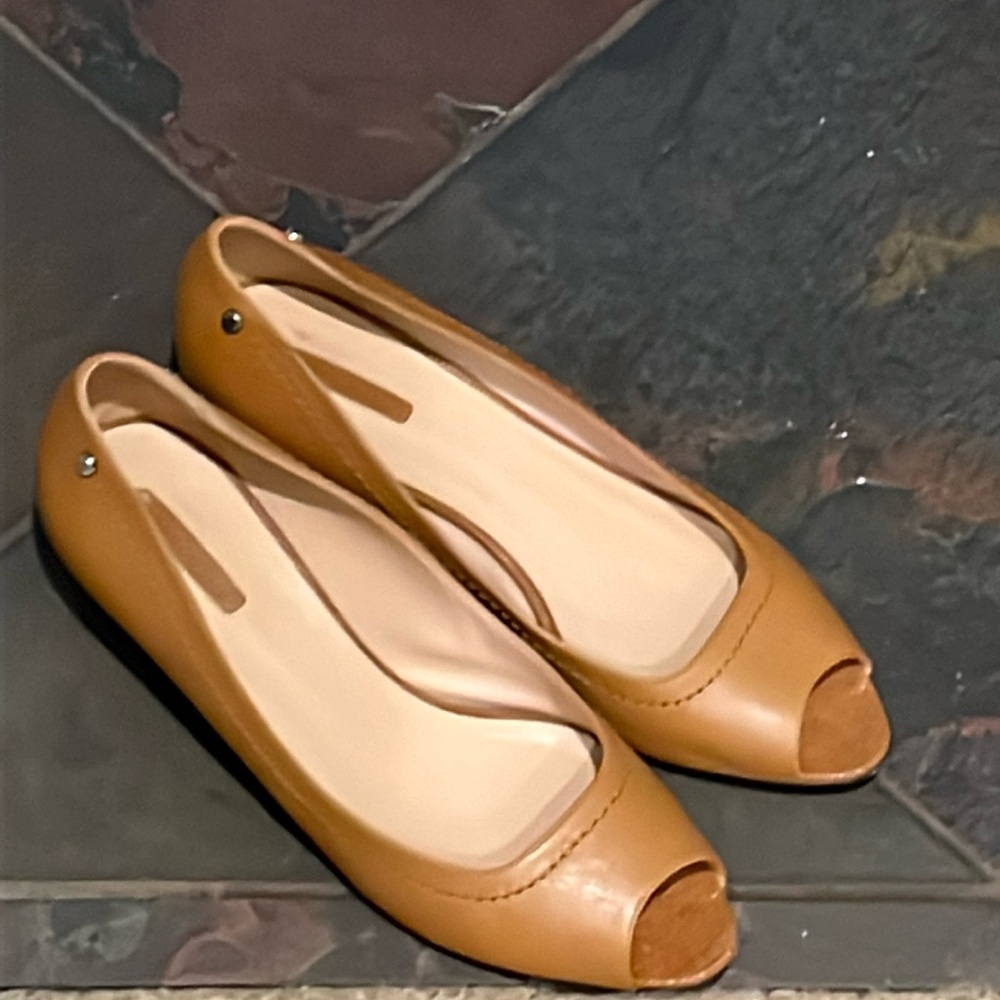 Longchamp leather open toe kitten heels